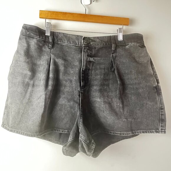 Express Super High Rise Jean Shorts XL - Picture 1 of 5